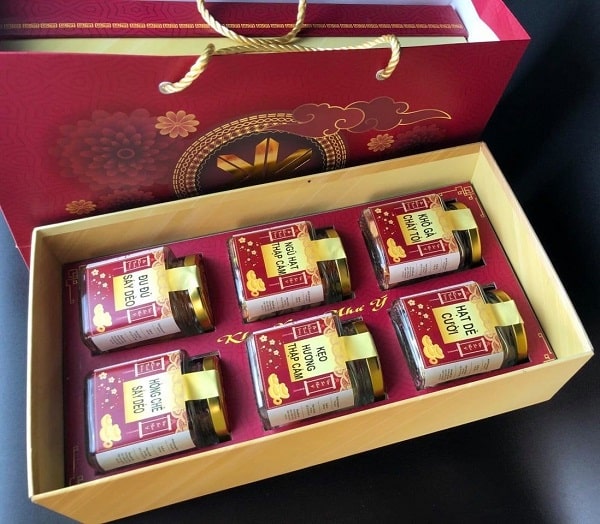 hộp đựng mứt tết cao cấp hop-dung-mut-tet-cao-cap